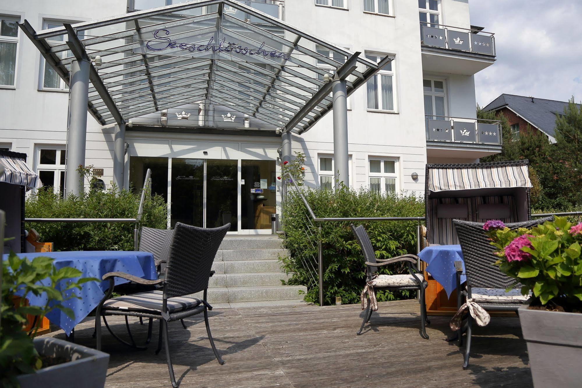 Aparthotel Seeschloesschen Цинновіц Екстер'єр фото