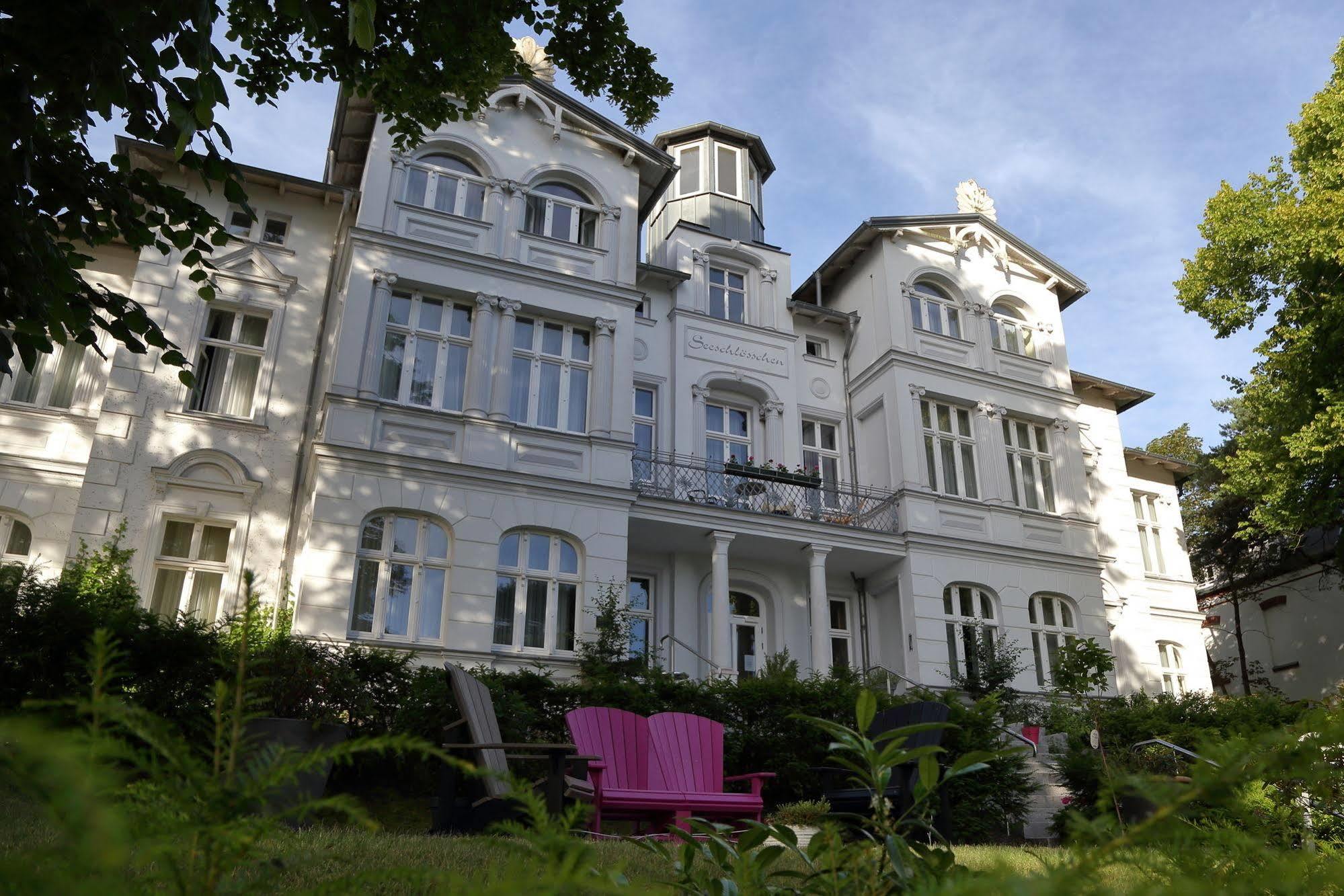 Aparthotel Seeschloesschen Цинновіц Екстер'єр фото