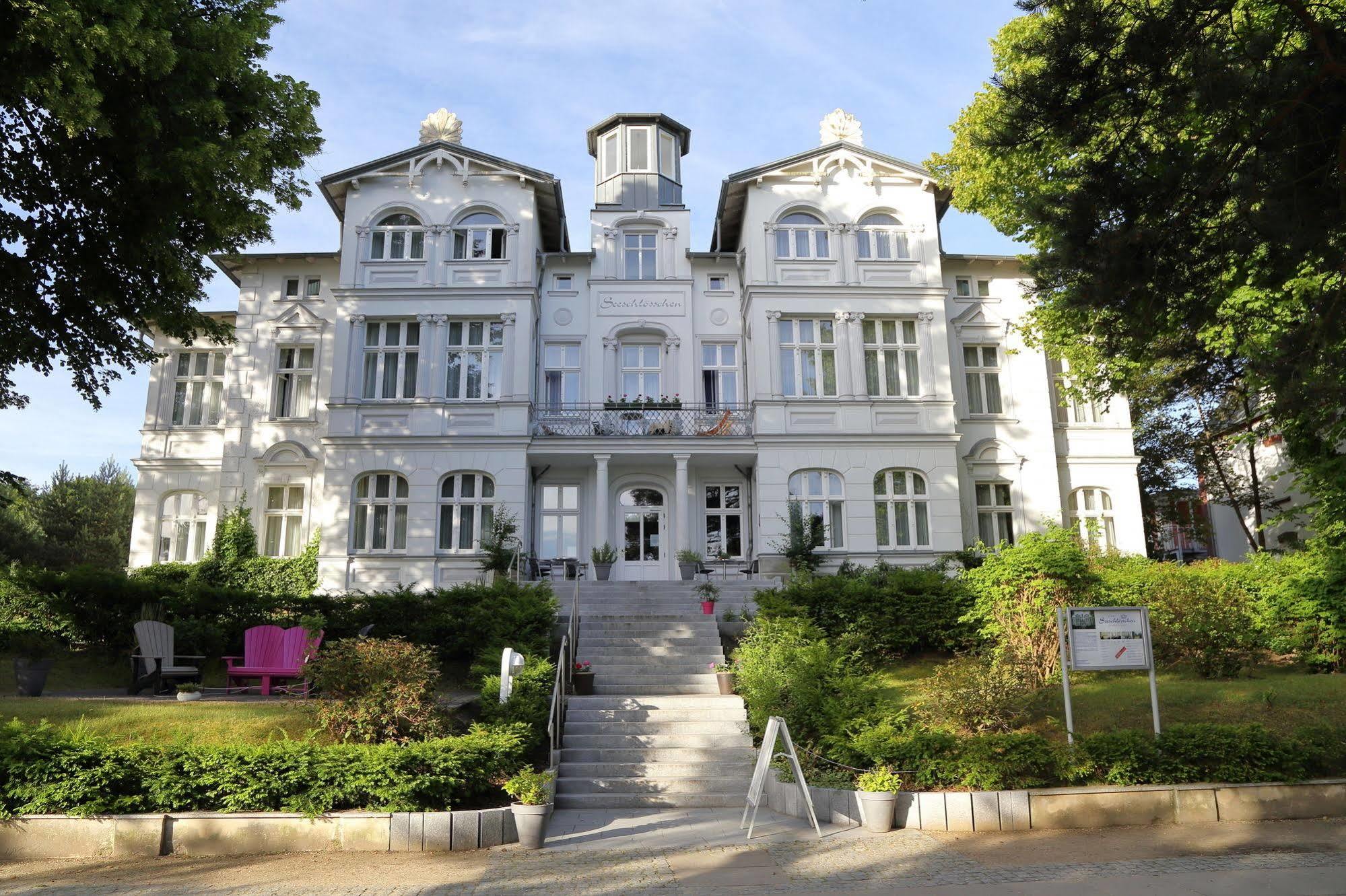 Aparthotel Seeschloesschen Цинновіц Екстер'єр фото